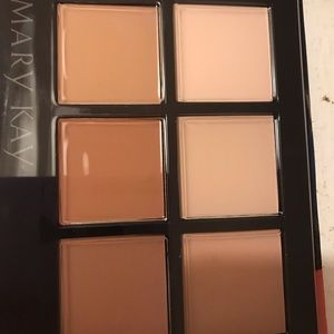 Set of 6 Mineral Pressed Powder Mary kay